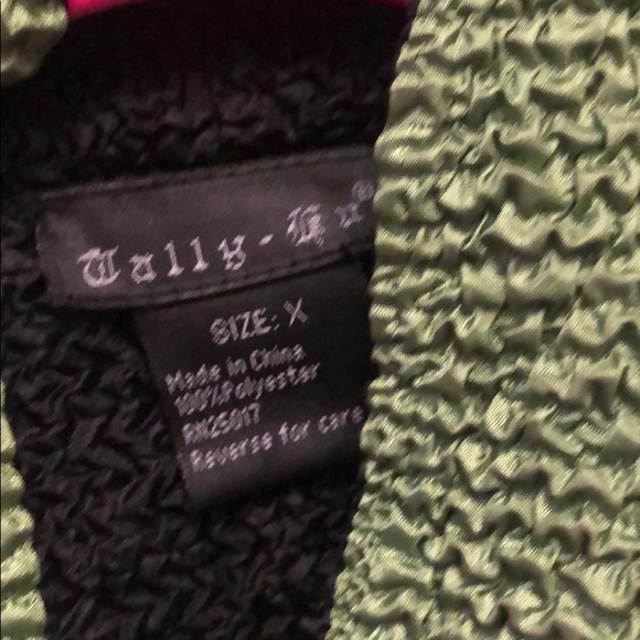 Fully reversible jacket - Picture 6 of 6